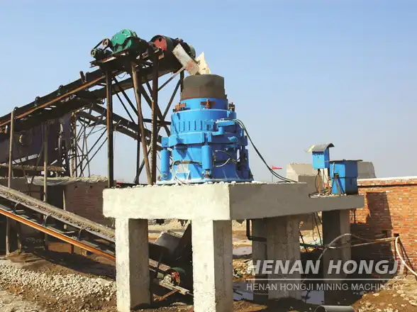 Concasseur à cône hydraulique2