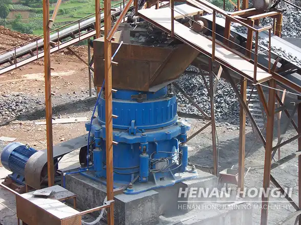 Concasseur à cône hydraulique3