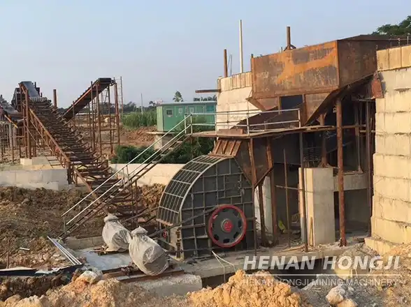 Concasseur à marteaux1